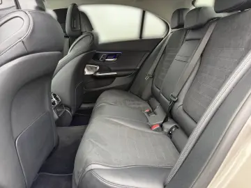 MERCEDES-BENZ C 220 d  AMG NIGHT AHK KAMERA SDACH BURMESTER