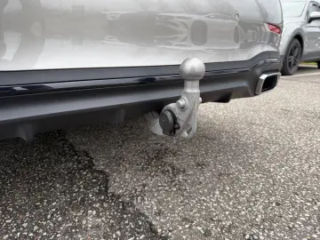 MERCEDES-BENZ C 220 d  AMG NIGHT AHK KAMERA SDACH BURMESTER