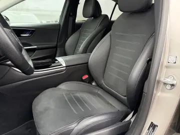 MERCEDES-BENZ C 220 d  AMG NIGHT AHK KAMERA SDACH BURMESTER
