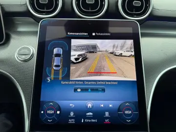 MERCEDES-BENZ C 220 d  AMG NIGHT AHK KAMERA SDACH BURMESTER