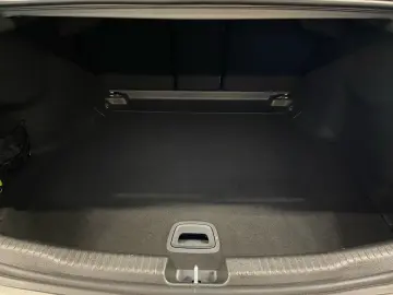 MERCEDES-BENZ C 220 d  AMG NIGHT AHK KAMERA SDACH SHZ DISTR