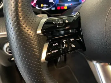 MERCEDES-BENZ C 220 d  AMG NIGHT AHK KAMERA SDACH SHZ DISTR