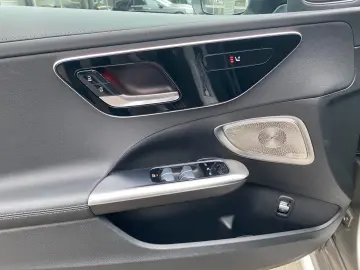 MERCEDES-BENZ C 220 d  AMG NIGHT KAMERA SDACH