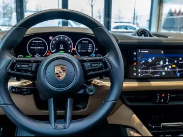 Porsche Cayenne E-Hybrid Black Edition