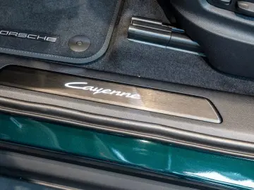 Porsche Cayenne E-Hybrid Black Edition