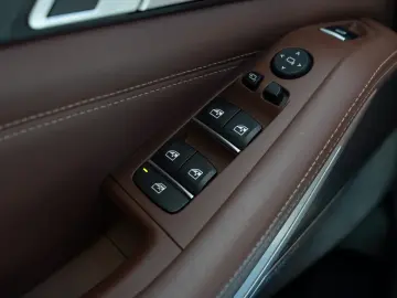 BMW X5 3.0 40i XDrive Benzină CP M Sport 340