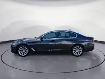 BMW 520d xDrive Limousine Innovationsp. Aut. Komfort