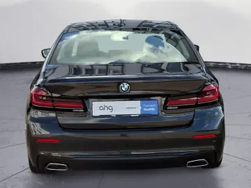 BMW 520d xDrive Limousine Innovationsp. Aut. Komfort
