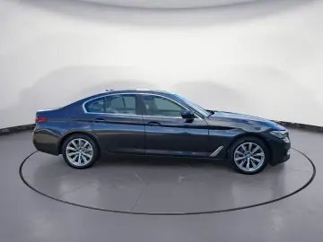 BMW 520d xDrive Limousine Innovationsp. Aut. Komfort