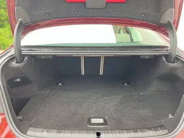 BMW 530e xDrive Limousine Head-Up Laser