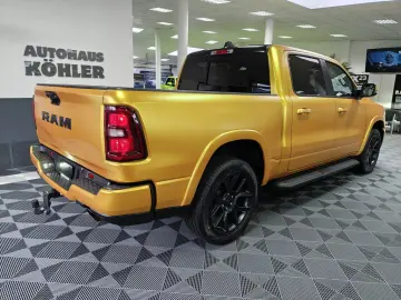 Dodge RAM 1500 Laramie Night GOLDEDITION