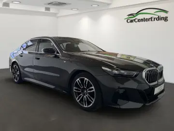 BMW 520i Limousine Acc