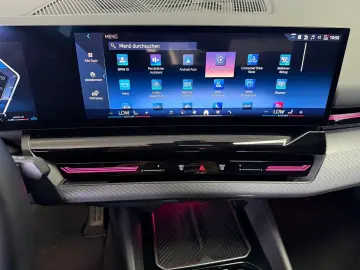 BMW 520i Limousine Acc