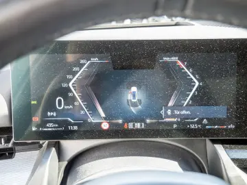 BMW 520i limousine  M-Sport 360 HUD