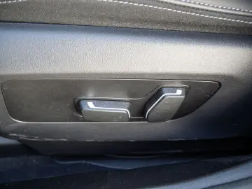 BMW 520i limousine  M-Sport 360 HUD