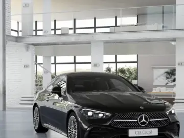 MERCEDES-BENZ CLE 300 4M Coupé AMG Distronic Panorama 360