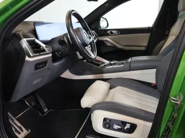 BMW X6 M60i