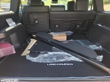 Toyota Land Cruiser 250