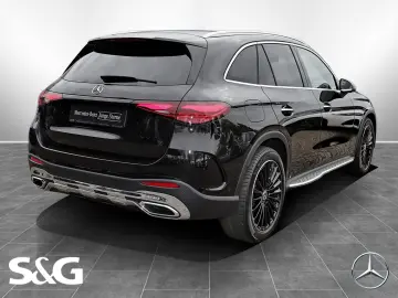 MERCEDES-BENZ GLC 300 4M AMG PANO AHK HUD 20  STANDHEIZ 360