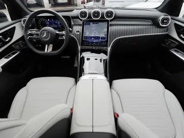 MERCEDES-BENZ GLC 300 4M AMG PANO AHK HUD 20  STANDHEIZ 360