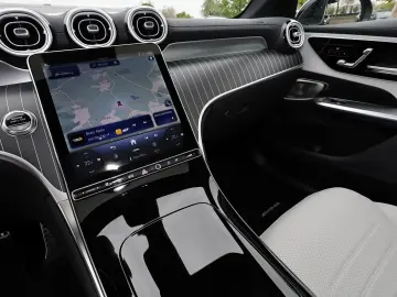 MERCEDES-BENZ GLC 300 4M AMG PANO AHK HUD 20  STANDHEIZ 360