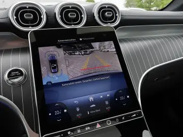 MERCEDES-BENZ GLC 300 4M AMG PANO AHK HUD 20  STANDHEIZ 360