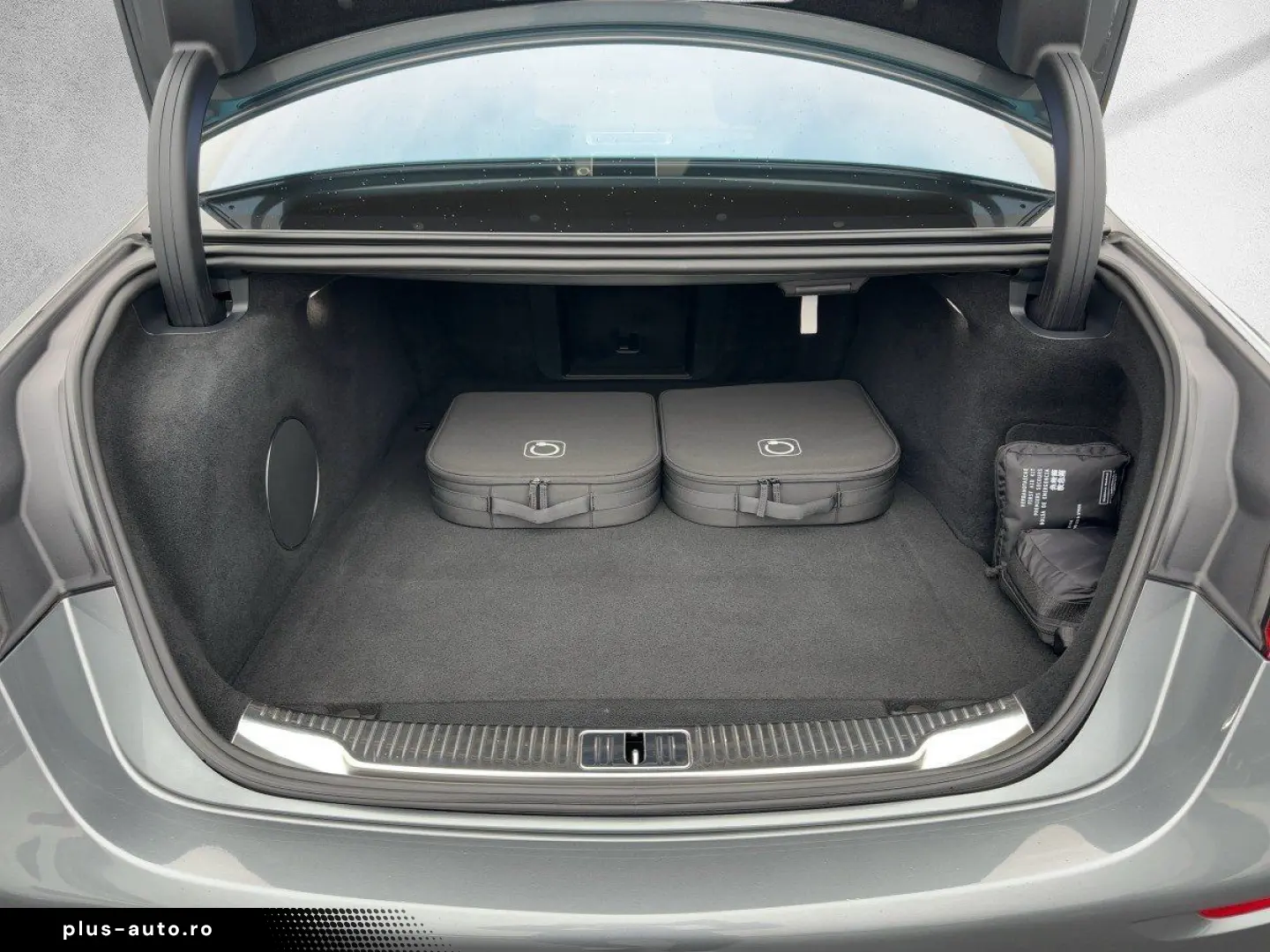 MERCEDES-BENZ S-Class 2024 — imagine 7