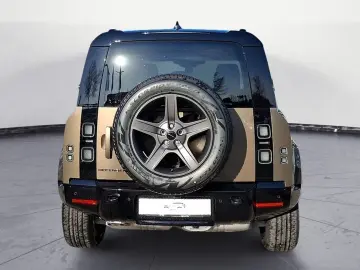 Land Rover Defender 110 D200 X-Dynamic