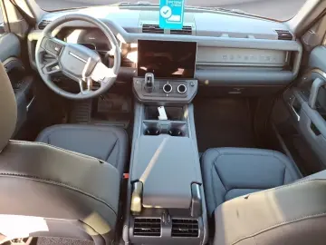 Land Rover Defender 110 D200 X-Dynamic