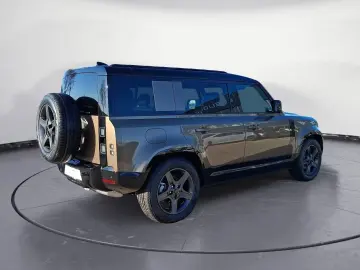 Land Rover Defender 110 D200 X-Dynamic