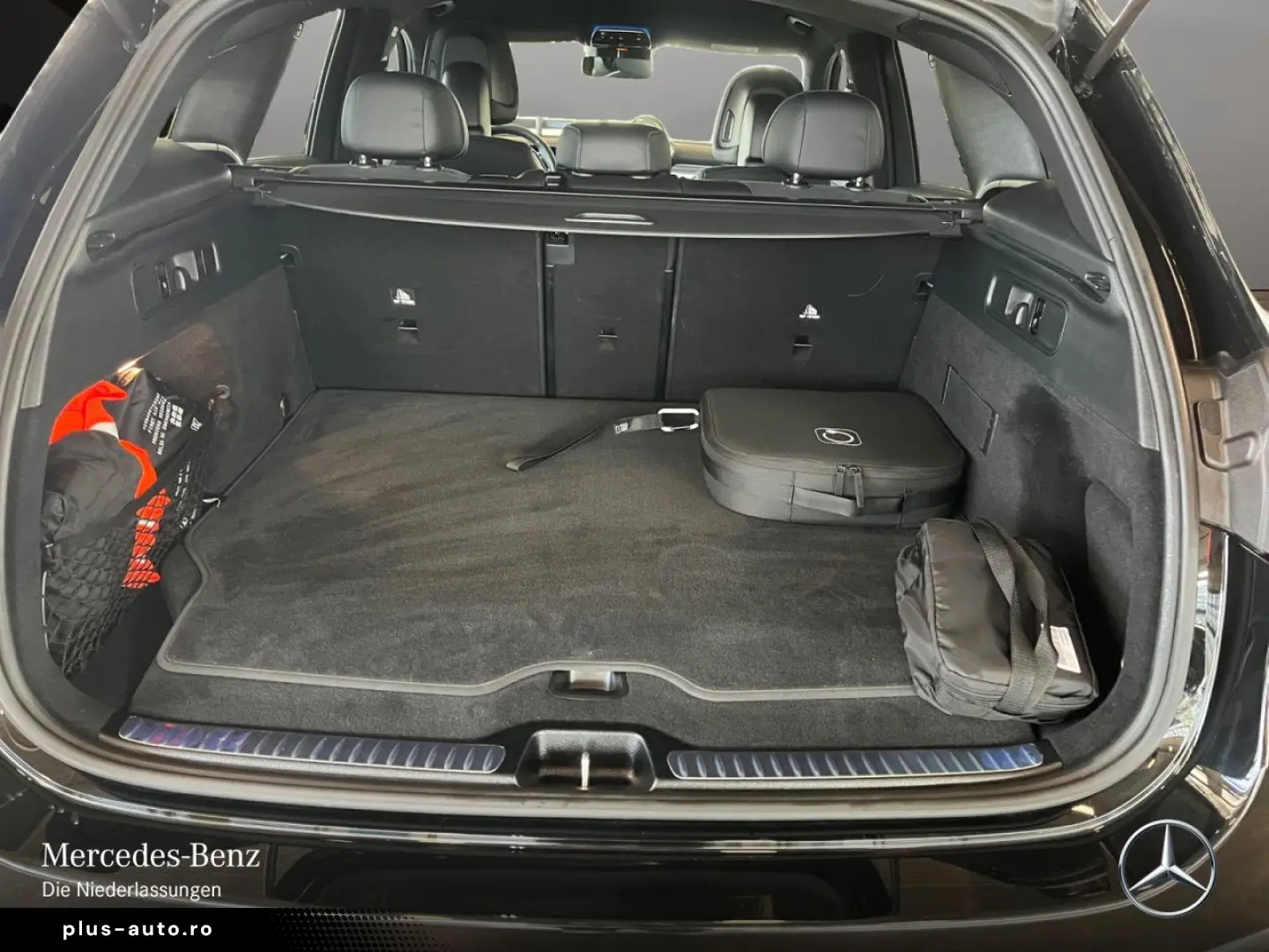 MERCEDES-BENZ GLC 300 e 4M AMG