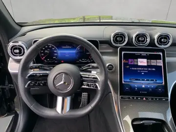 MERCEDES-BENZ GLC 300 e 4M AMG