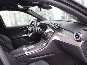 MERCEDES-BENZ GLC 300 de 4M AMG