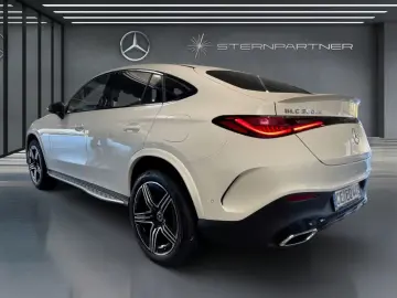 MERCEDES-BENZ GLC 300 de 4MATIC Coupé