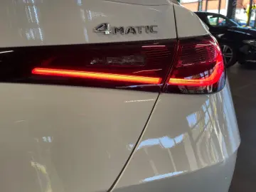 MERCEDES-BENZ GLC 300 de 4MATIC Coupé