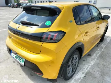 Peugeot 208 e-208 Allure