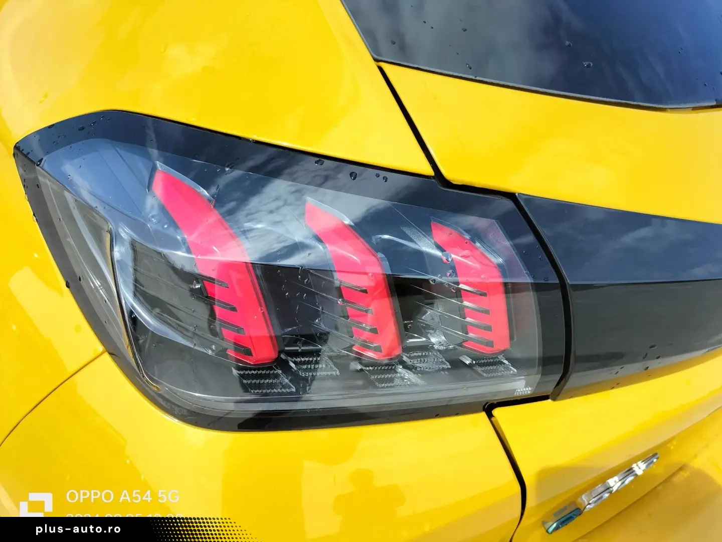 Peugeot 208 e-208 Allure