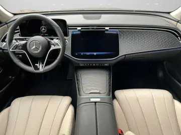 MERCEDES-BENZ E 300 e AVANTGARDE MEMO 360 AHK DISTR KAMERA