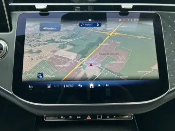 MERCEDES-BENZ E 300 e AVANTGARDE MEMO 360 AHK DISTR KAMERA