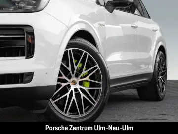 PORSCHE Cayenne E-Hybrid