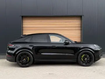 PORSCHE Cayenne Coupé 3.0 E-Hybrid