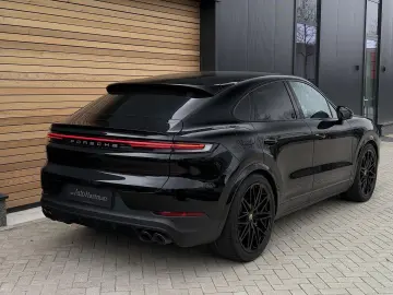 PORSCHE Cayenne Coupé 3.0 E-Hybrid