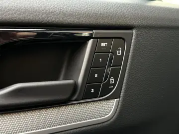 PORSCHE Cayenne Coupé 3.0 E-Hybrid