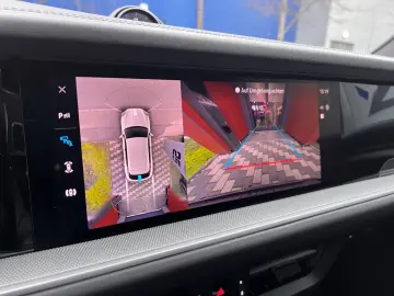 PORSCHE Cayenne E-Hyb Sport Design