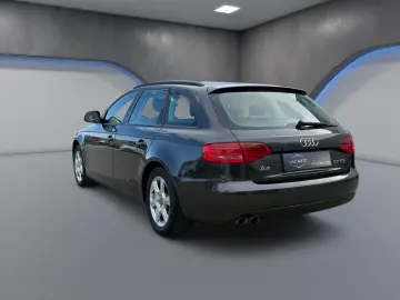 AUDI A4 B8 2.0TDI