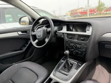 AUDI A4 B8 2.0TDI