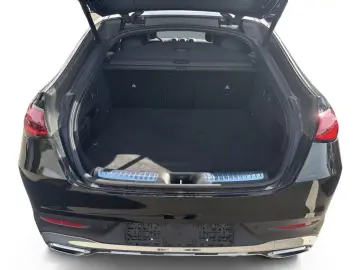 MERCEDES-BENZ GLC 200 4MATIC Coupé ACC AHK LED Navi …