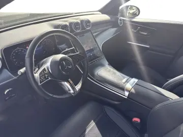 MERCEDES-BENZ GLC 200 4MATIC Coupé ACC AHK LED Navi …