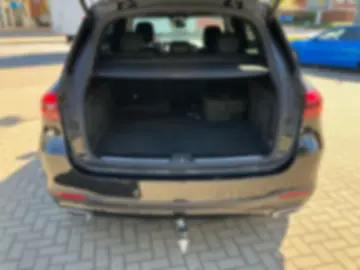 MERCEDES-BENZ GLE 350 de 4M AMG Night