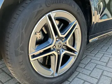 MERCEDES-BENZ GLE 350 de 4M AMG Night